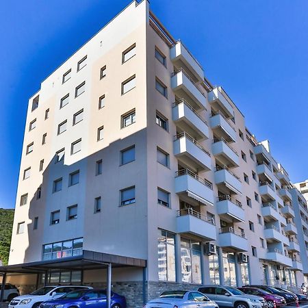 Lux Apartments Iva Будва Экстерьер фото