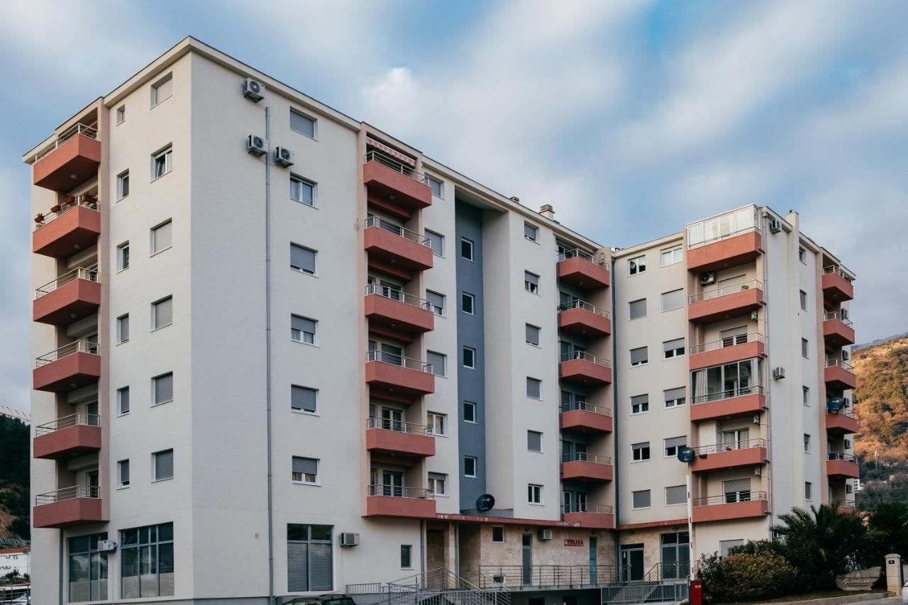 Lux Apartments Iva Будва Экстерьер фото